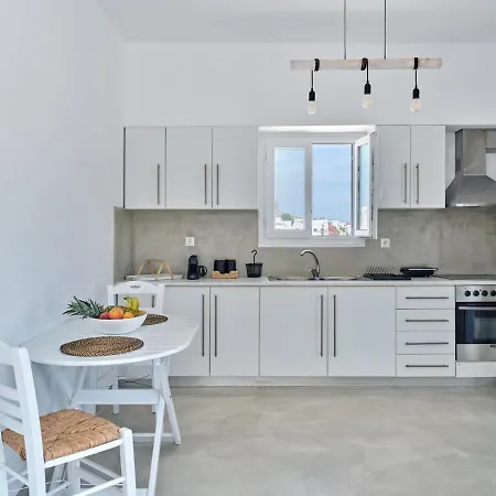 Lapis Apartment *
